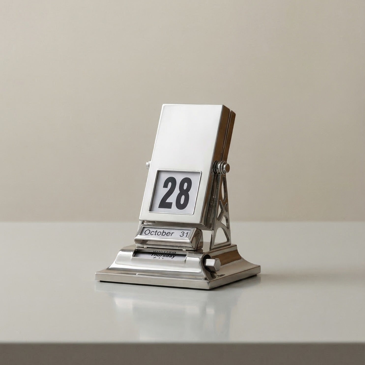 Timeless Rotating Desk Date Keeper – LoveÉcru