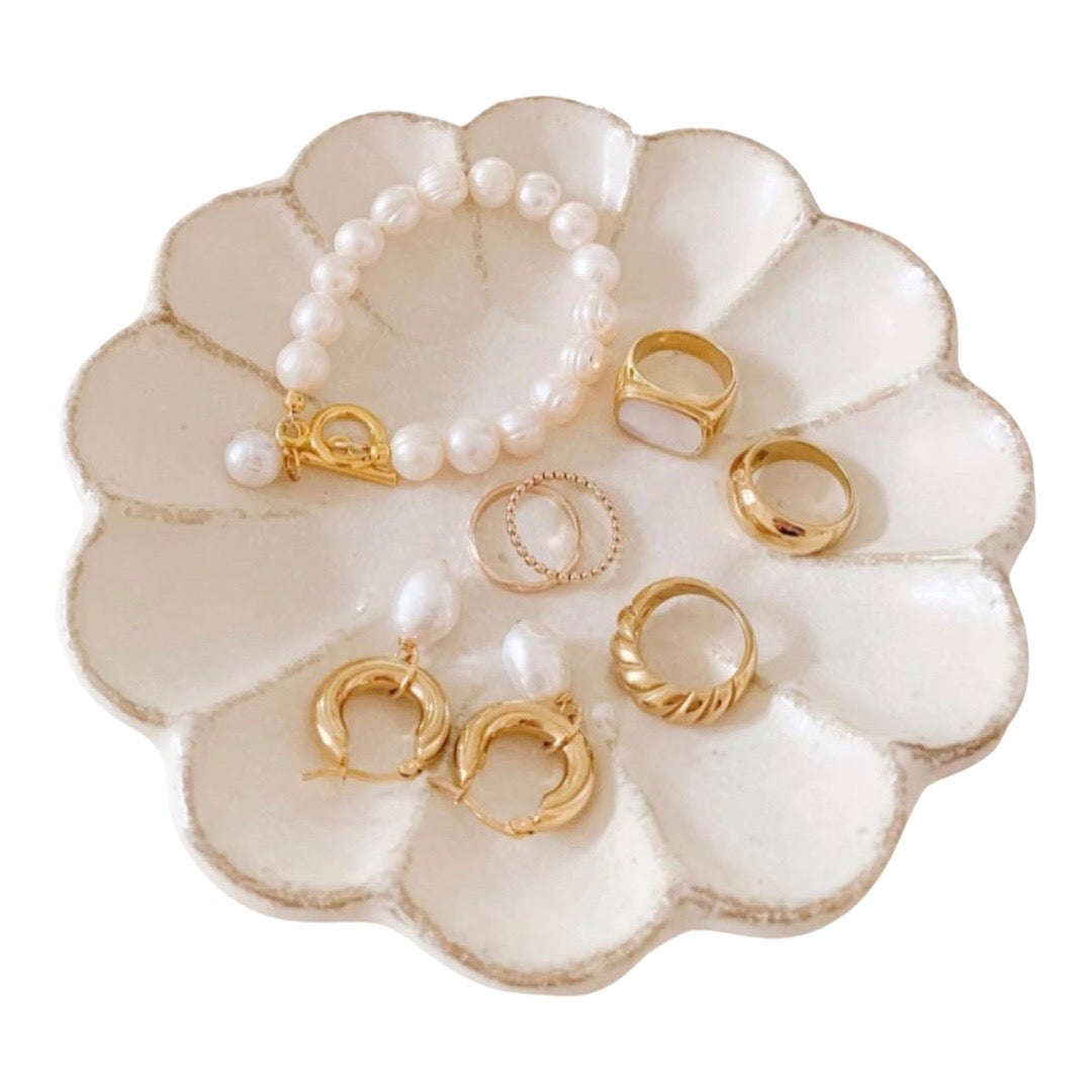 Rinka Plate 15cm with jewelry, showcasing Kaneko Kohyo's elegant porcelain craftsmanship in a flower design.