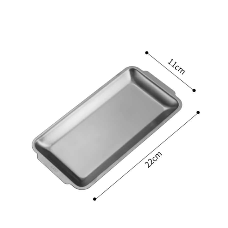 Small 22x11cm stainless steel tray with minimalist design for snacks and everyday use.