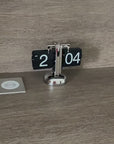 Turning Desktop Clock