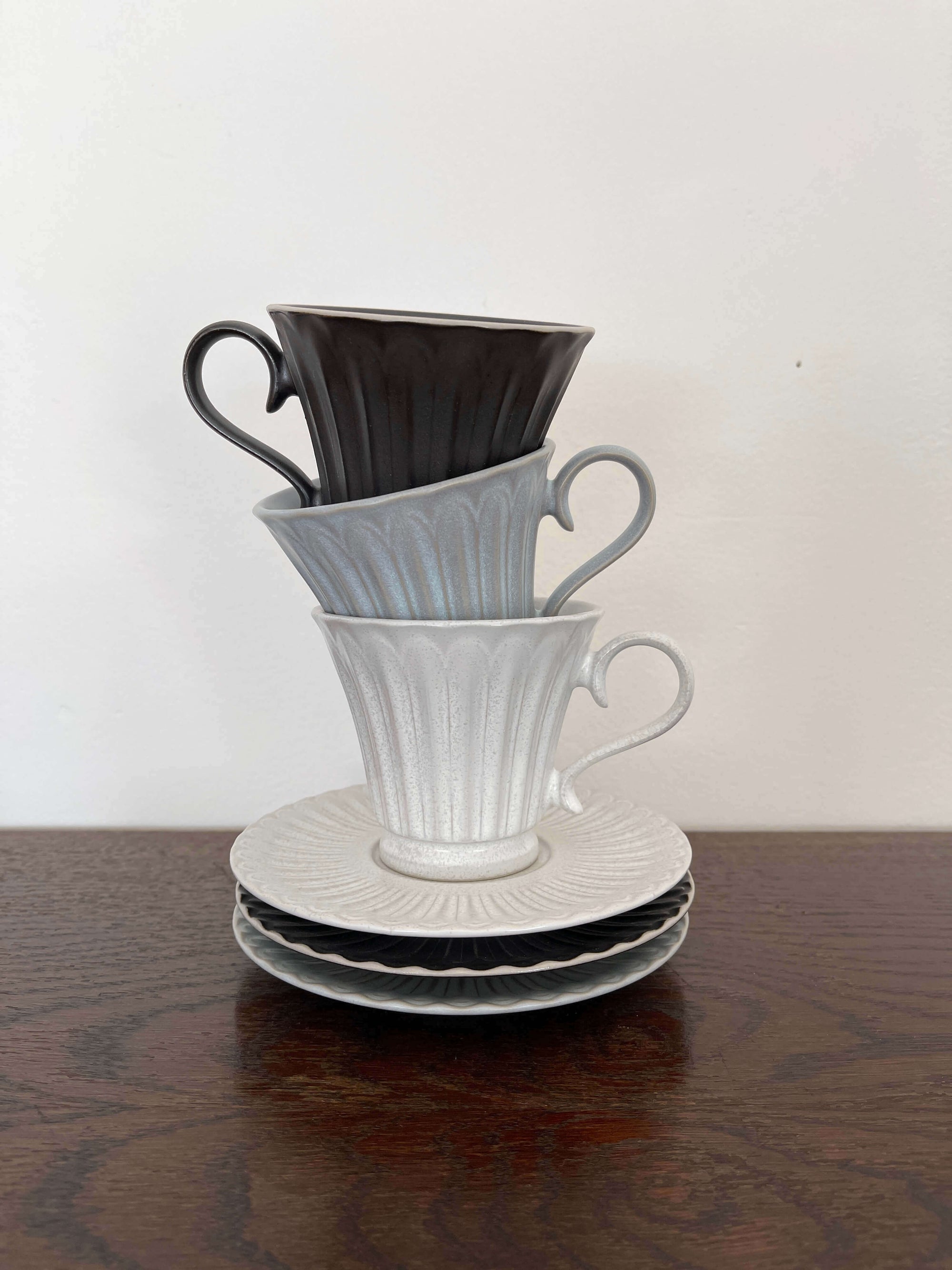 Elegant Storia Tall Coffee Cups and Saucers in Porcelain with Antique Finish, Perfect for Nostalgic Dining, Made in Japan