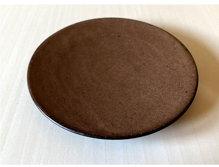 Rila Brown textured porcelain plate by Kaneko Kohei, 11.5cm diameter, handmade in Japan, warm matte finish.