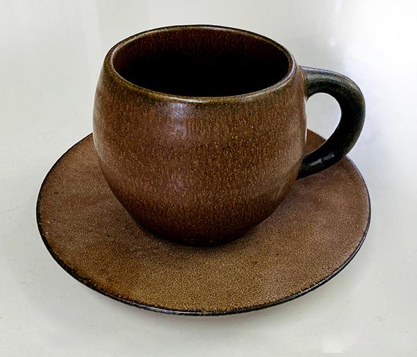 Rila Brown Mug by Kaneko Kohyo, textured porcelain with matte finish, on matching saucer, perfect hand-fit, 340ml capacity.