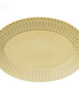 Storia Oval Plate 32cm with antique-inspired design, high-quality porcelain, elegant lacquer finish, microwave and dishwasher safe.