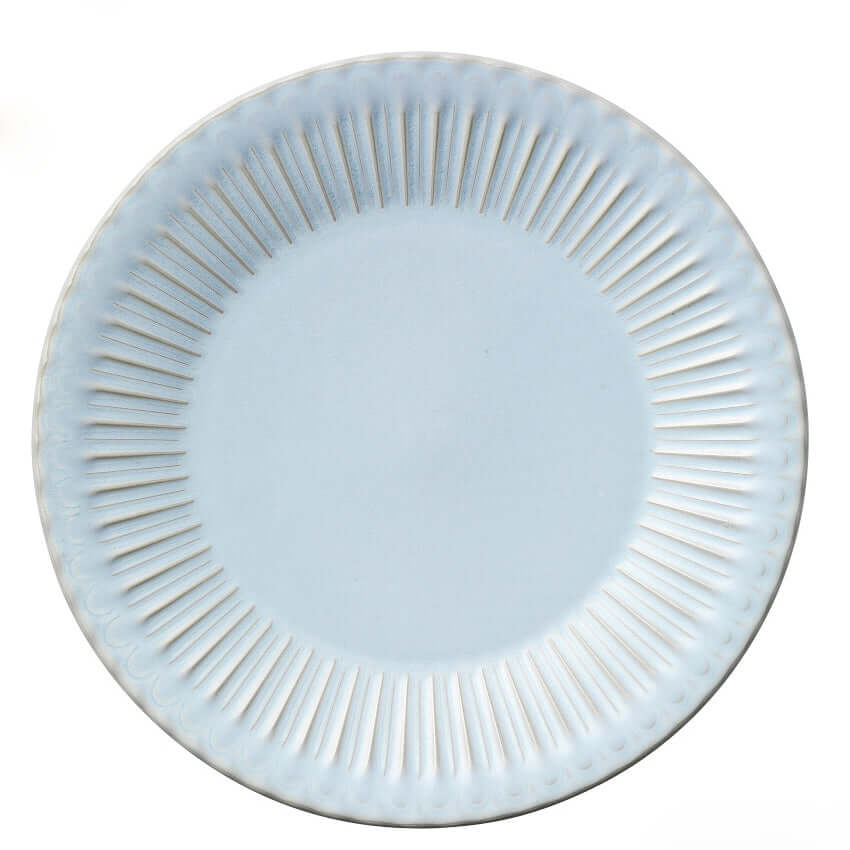 Storia Plate 24cm with soft lace pattern edges, porcelain, antique style, 517g, elegant tableware from Japan, dishwasher safe.