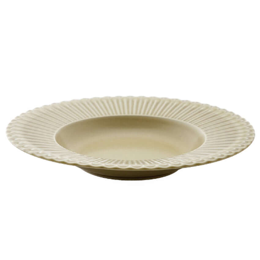 Storia Deep Plate 26cm with lace edge and flecked finish, nostalgic and elegant porcelain tableware from Japan.
