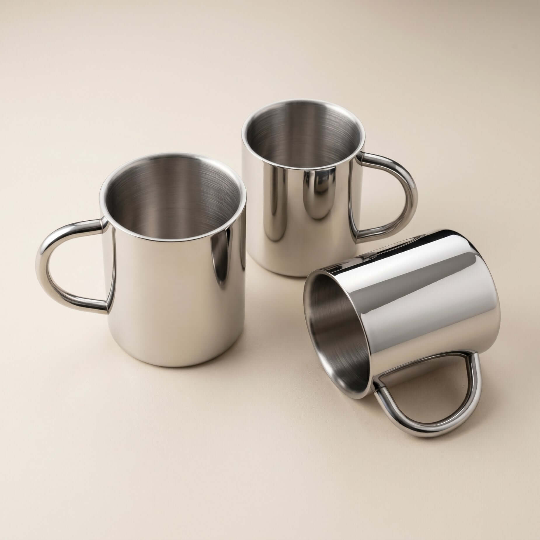 Tazas brillantes del acero inoxidable de la Doble-capa