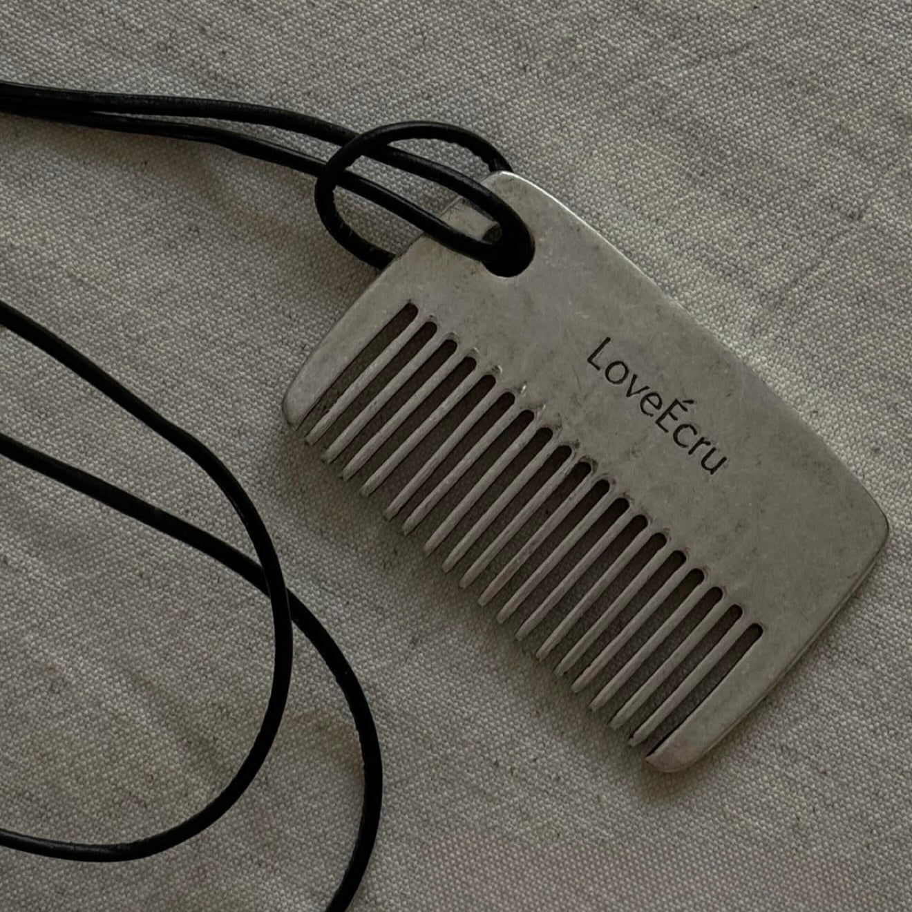 LoveÉcru Vintage Metal Comb