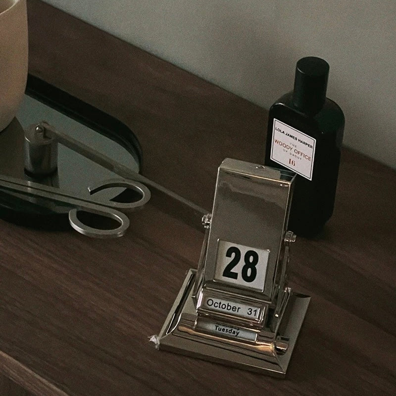 Timeless Rotating Desk Date Keeper by LoveÉcru | LoveÉcru