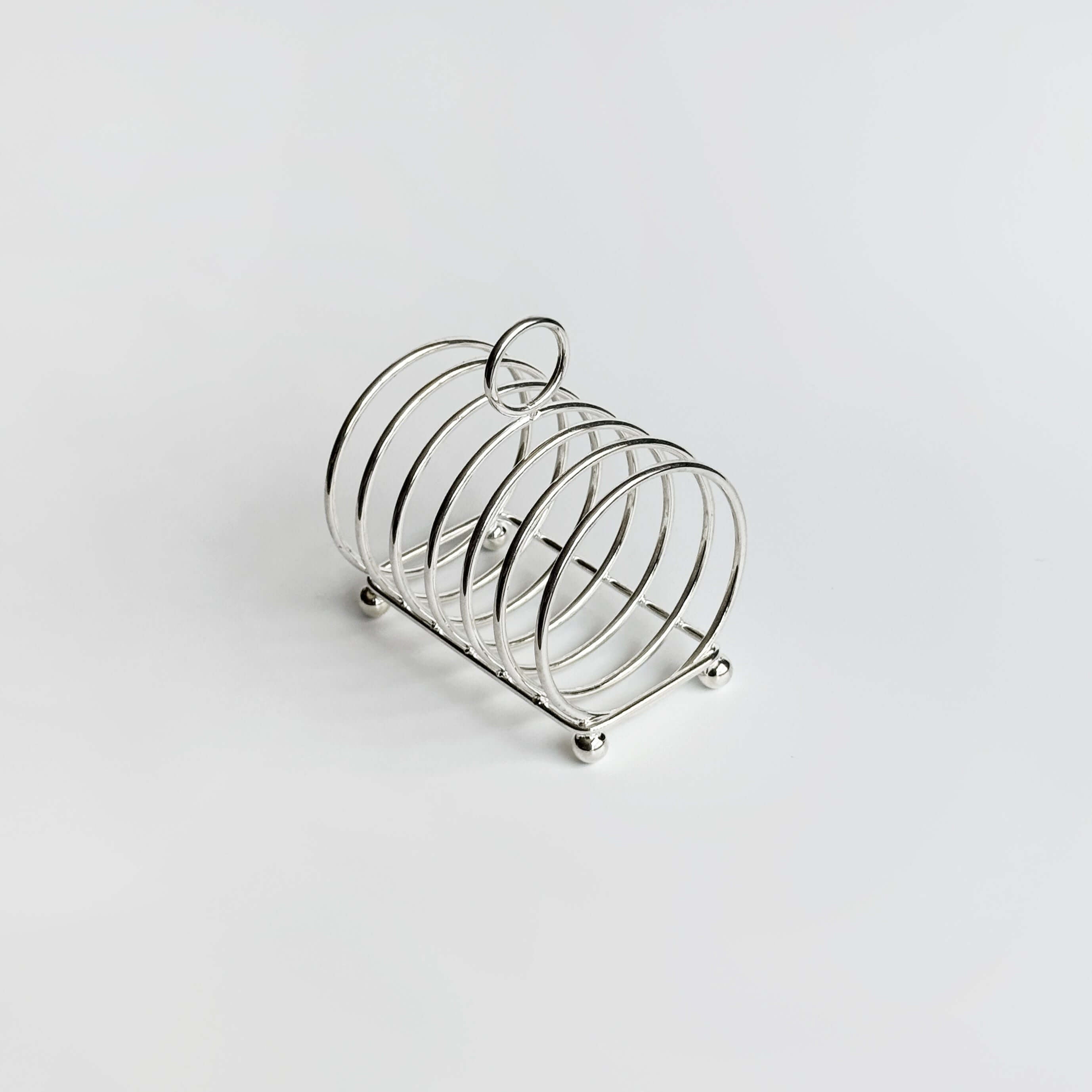 Elegant Chrome Loop Toast Rack for Your Breakfast – LoveÉcru