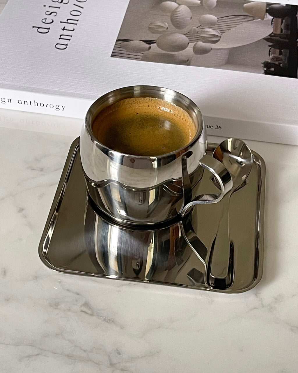 Tasse à café Expresso en acier de style italien avec soucoupe et cuillère