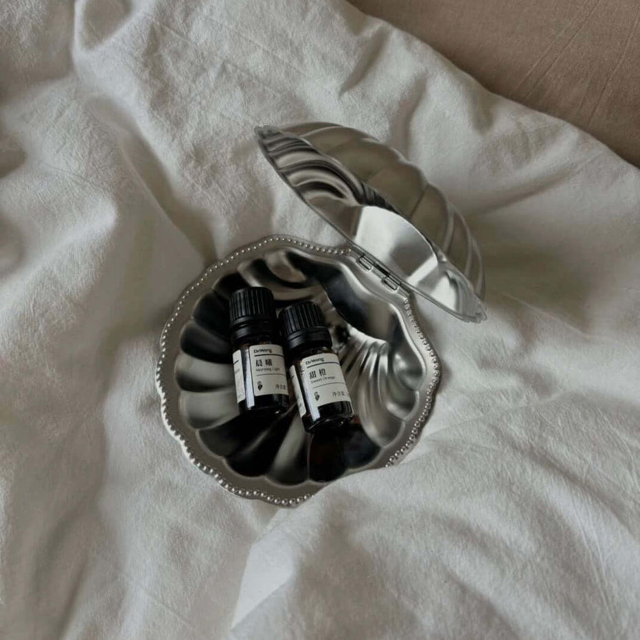 Vintage Metal Shell Box – LoveÉcru