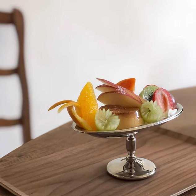 Eleganter Dessertständer