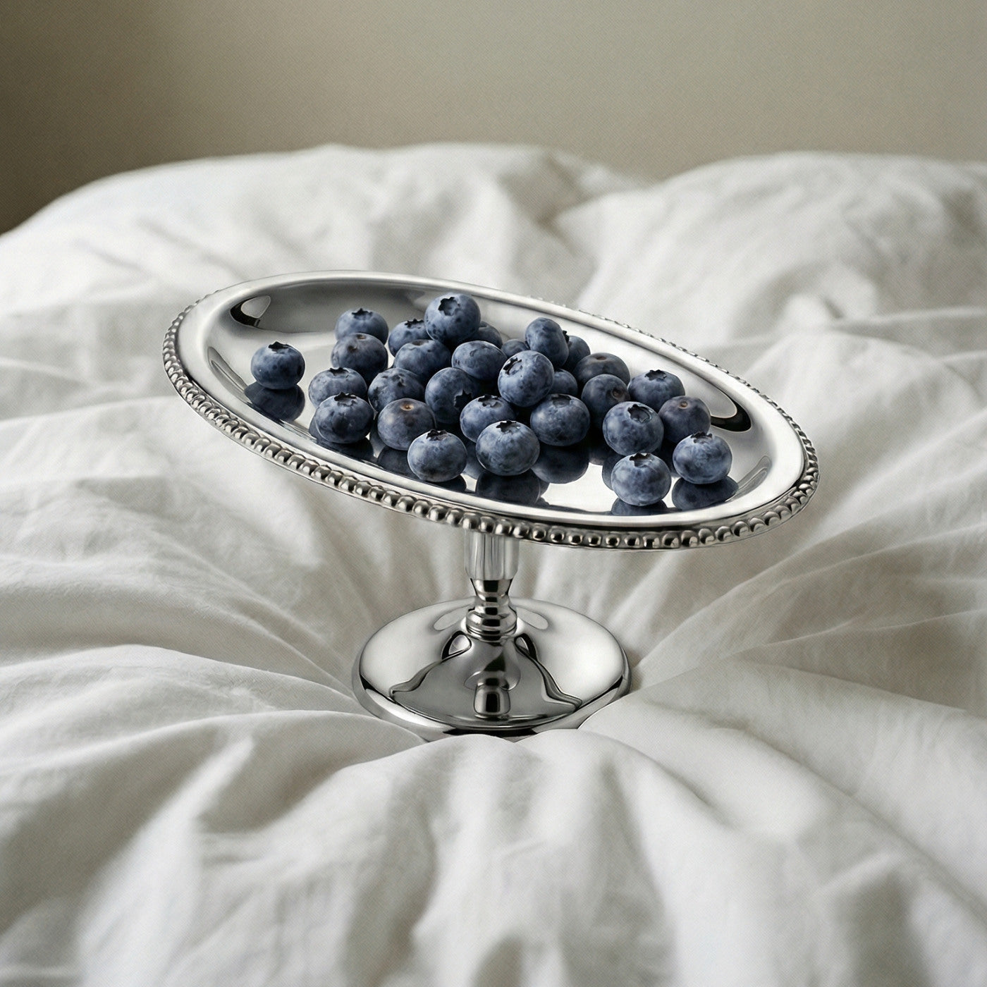 Elegant Dessert Pedestal Stand- beaded edge
