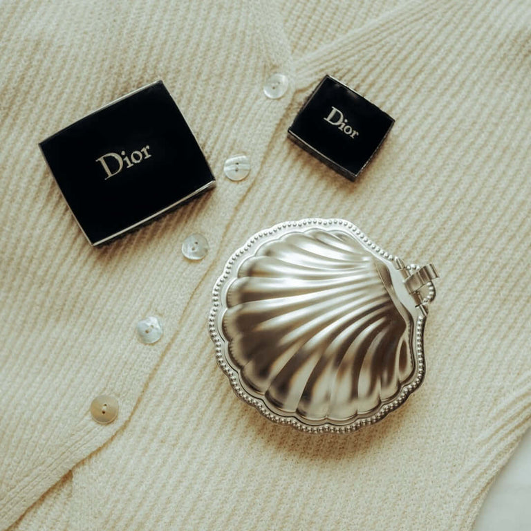Vintage Metal Shell Box – LoveÉcru