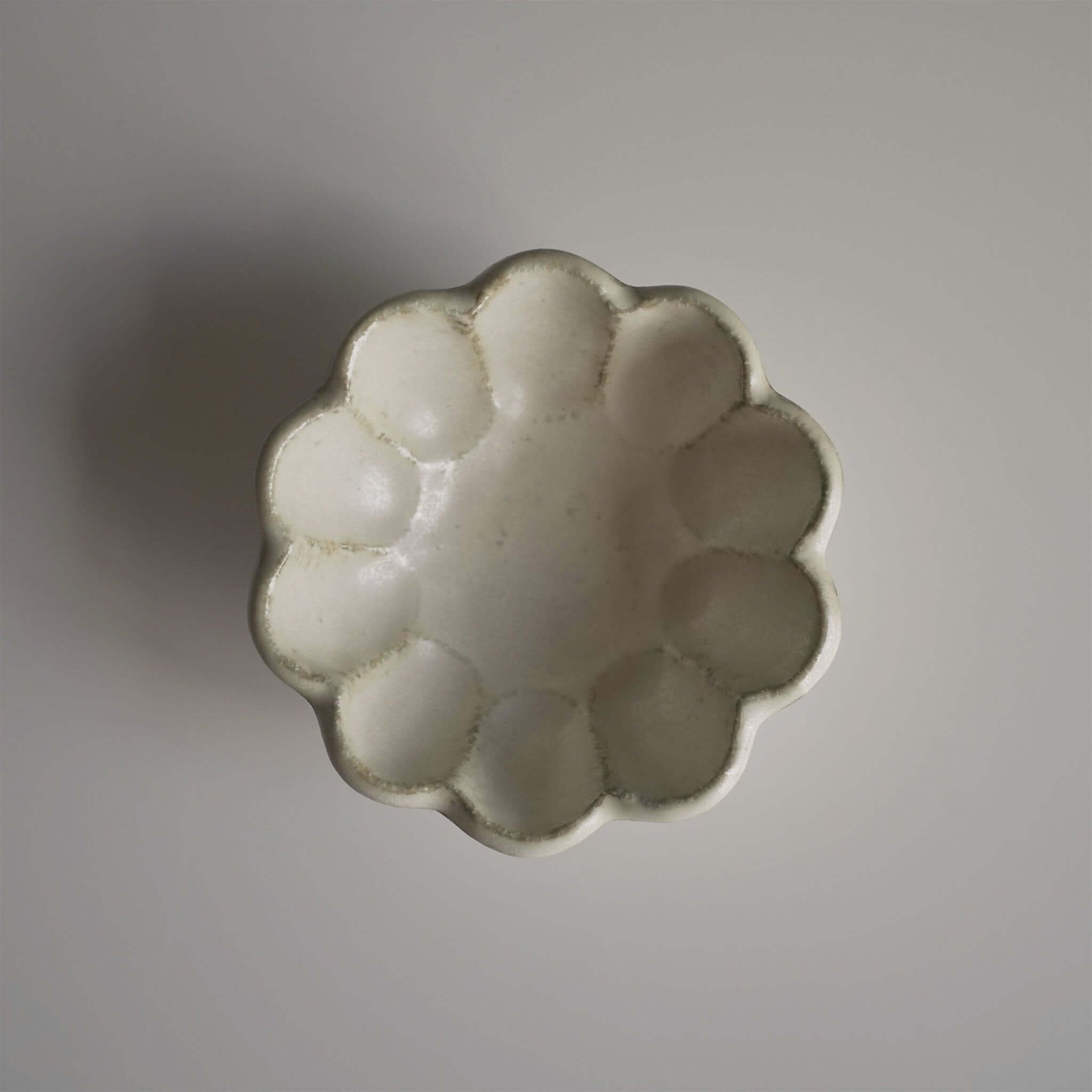 Rinka Bowl 10cm | Japanese Porcelain by Kaneko Kohyo – LoveÉcru