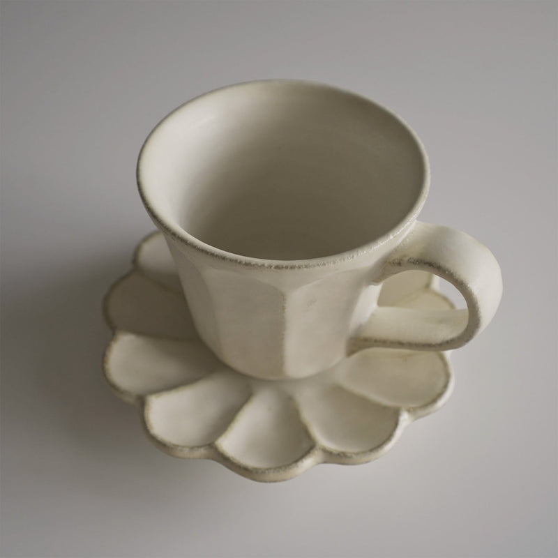 Rinka Mug - Kaneko Kohyo Porcelain Mug LoveÉcru