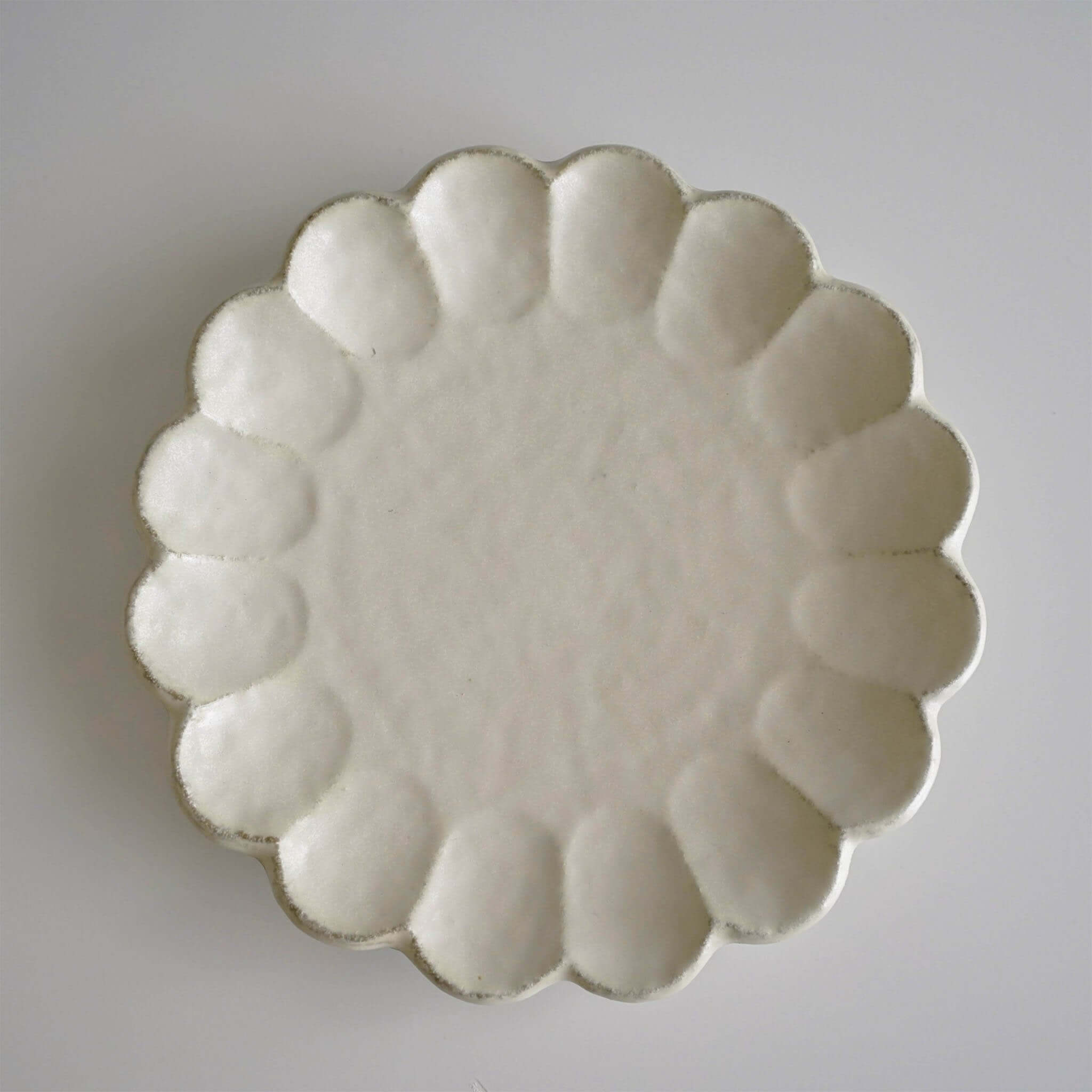 Rinka Dinner Plate 24cm | Japanese Porcelain by Kaneko Kohyo